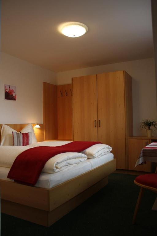 Zimmervermietung Babsy Zell am See Room photo